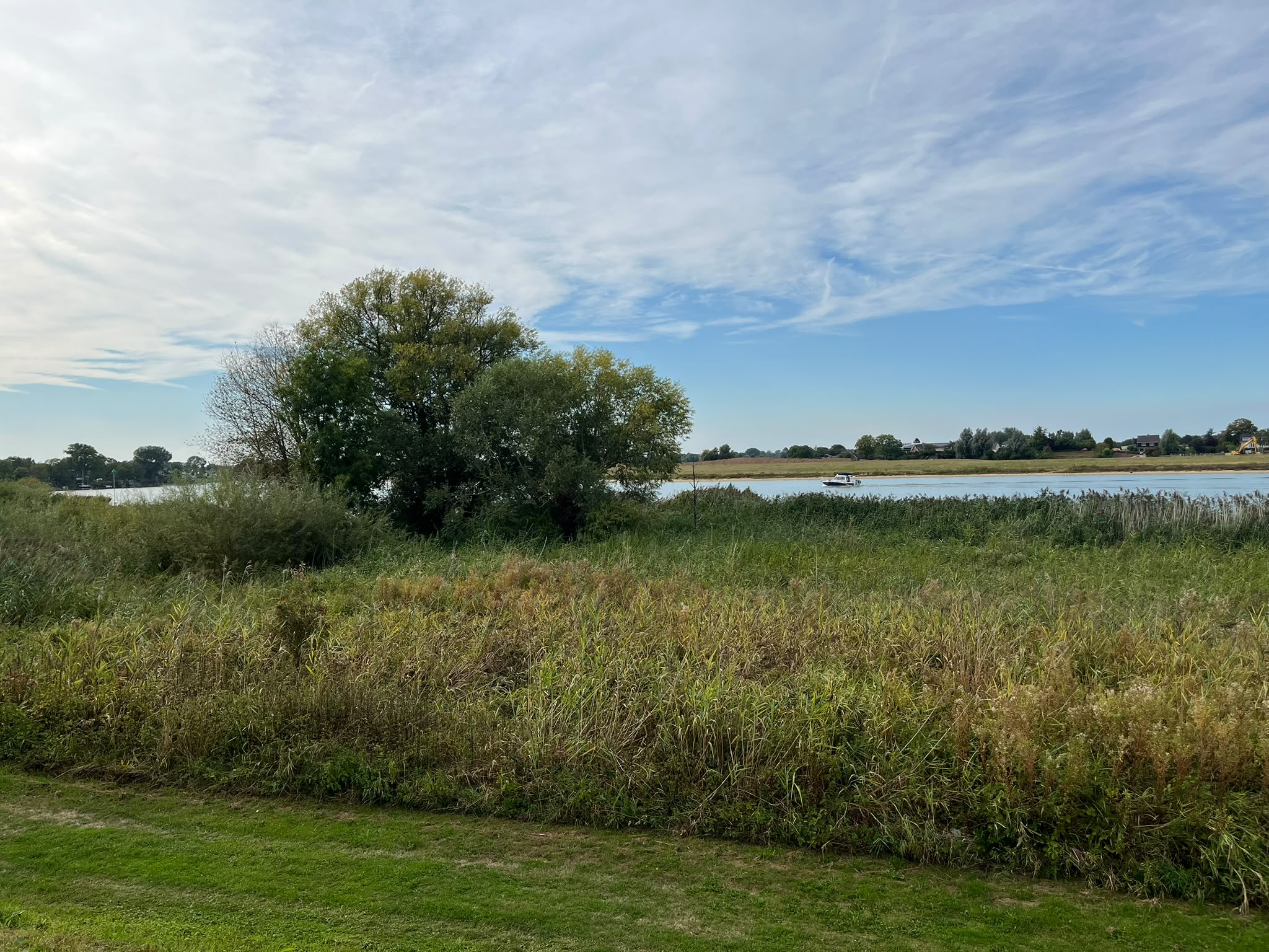 De rivier de Maas bij Andel